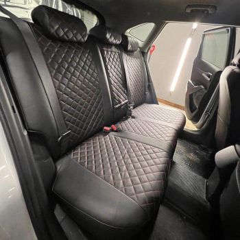 Авточехлы Автопилот Черный Ромб (красная строчка)